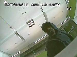 110413bankofgeorgetownsuspects3