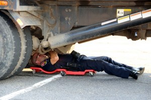under truck inspection