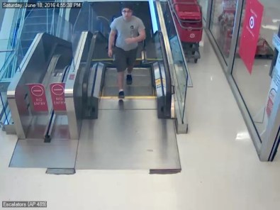 Escalators {AP 489} (6_18_2016 4_55_38 PM)